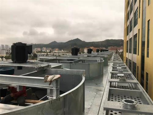 玻璃鋼化糞池的初步清理工作,玻璃鋼化糞池廠家聯(lián)系方式